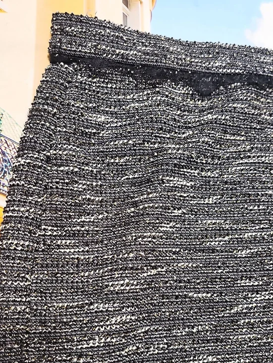 Ann Taylor Black and Gray Textured Tweed Pencil Skirt SP Small Petite New - Picture 3 of 8
